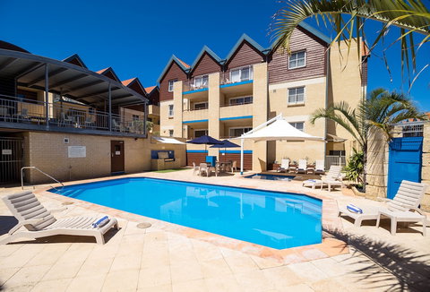 Hillarys Harbour Resort - Holiday Sunshine Coast 2
