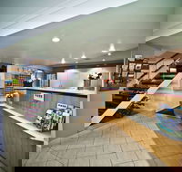 Centrepoint Motor Inn - Sunshine Coast Tourism