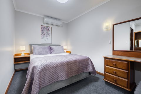 Adelaide Inn - Holiday Sunshine Coast 2