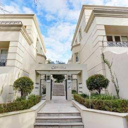 Caroline Serviced Apartments South Yarra - Holiday Sunshine Coast 3