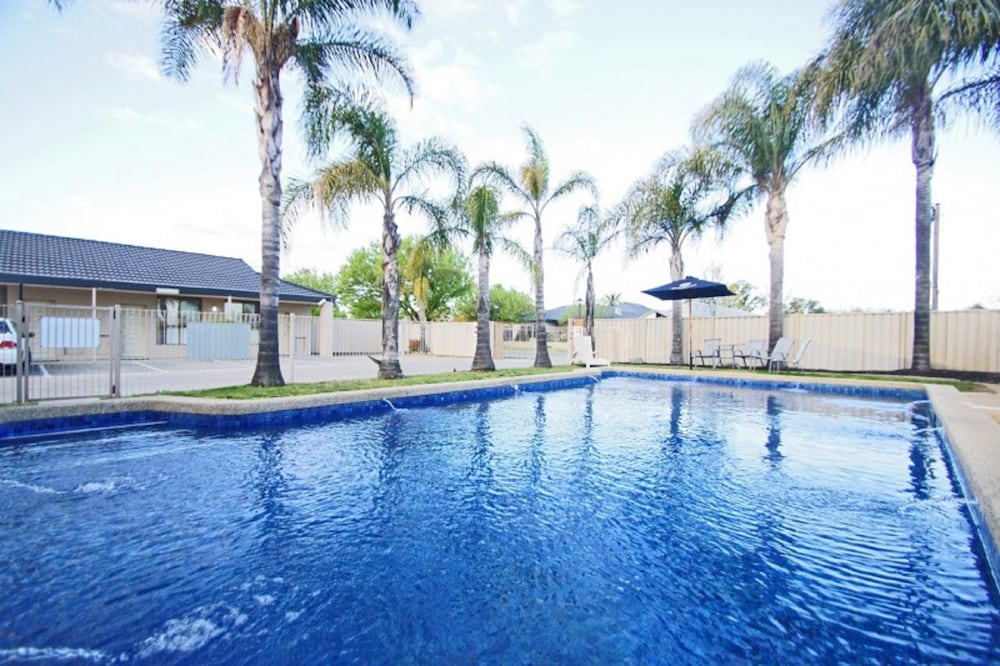 Colliver VIC Holiday Sunshine Coast