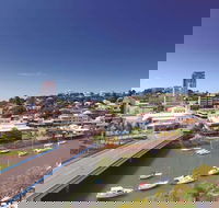 Oaks Townsville Gateway Suites - Holiday Sunshine Coast