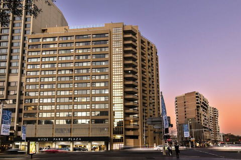 Oaks Sydney Hyde Park Suites - Holiday Sunshine Coast 6