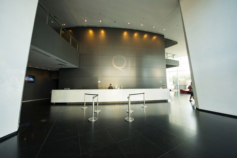 Q1 Resort & Spa - Holiday Sunshine Coast 2