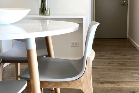 Caroline Serviced Apartments Brighton - Holiday Sunshine Coast 3