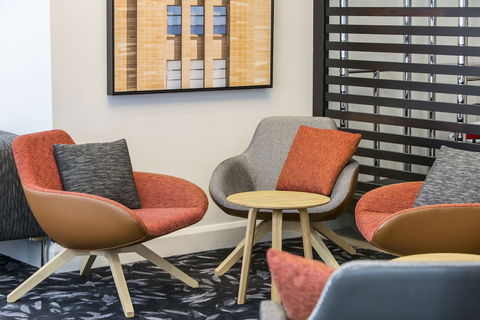 Travelodge Hotel Sydney Wynyard - Holiday Sunshine Coast 5