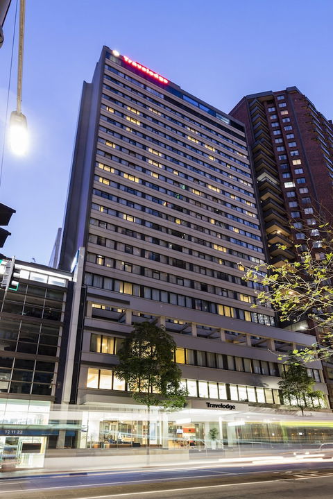 Travelodge Hotel Sydney Wynyard - Holiday Sunshine Coast 3