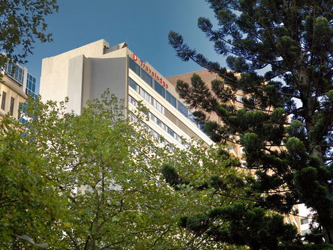 Travelodge Hotel Sydney Wynyard - Holiday Sunshine Coast 2