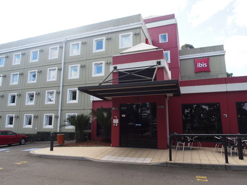 Ibis Sydney Thornleigh - Holiday Sunshine Coast 0
