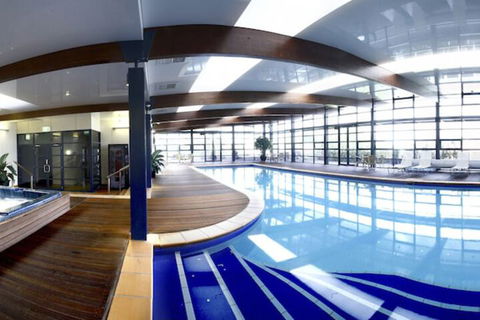 Novotel Canberra - Sunshine Coast Tourism 4