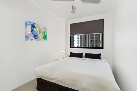 Republic Apartments - Holiday Sunshine Coast 6