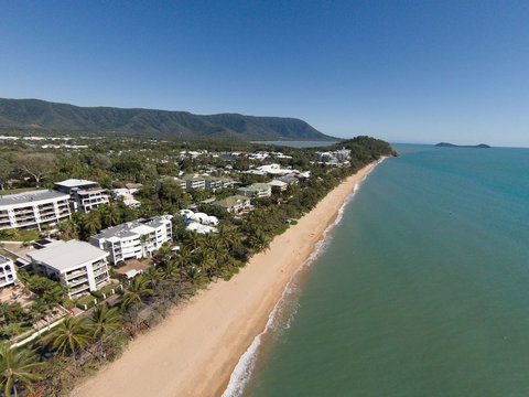 On The Beach Holiday Apartments - Sunshine Coast Tourism 4
