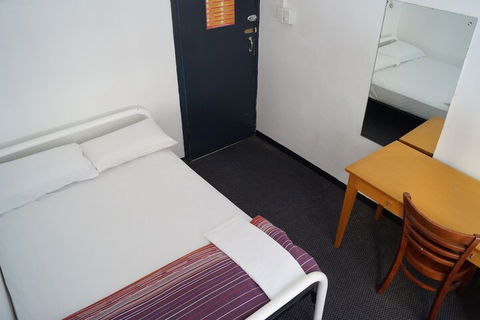 Maze Backpackers - Holiday Sunshine Coast 6