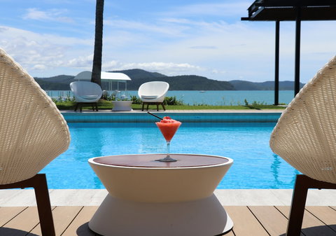 Coral Sea Marina Resort - Holiday Sunshine Coast 2