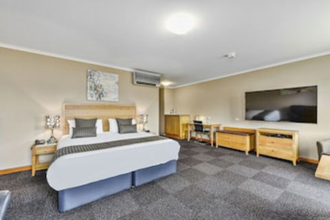 Southgate Motel - Holiday Sunshine Coast 0