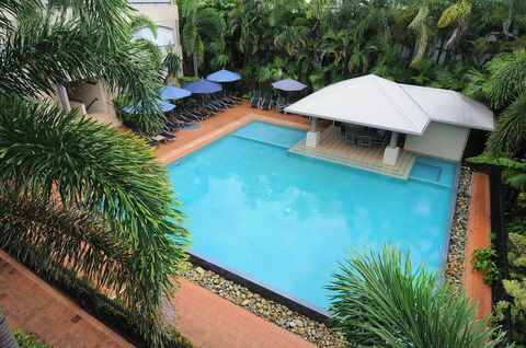 Cayman Villas - Sunshine Coast Tourism 3