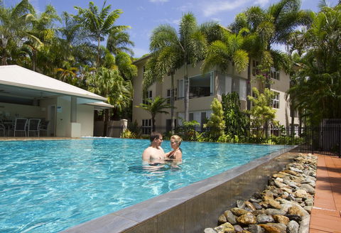 Cayman Villas - Sunshine Coast Tourism 5