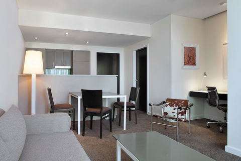 Adina Apartment Hotel Perth - Holiday Sunshine Coast 5