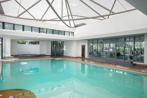 Mantra Crown Towers - Holiday Sunshine Coast 1