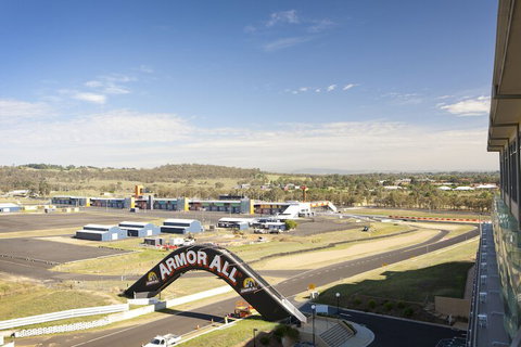Rydges Mount Panorama Bathurst - Holiday Sunshine Coast 6