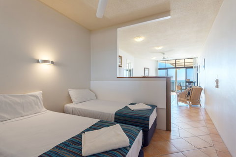 Amaroo At Trinity - Holiday Sunshine Coast 6