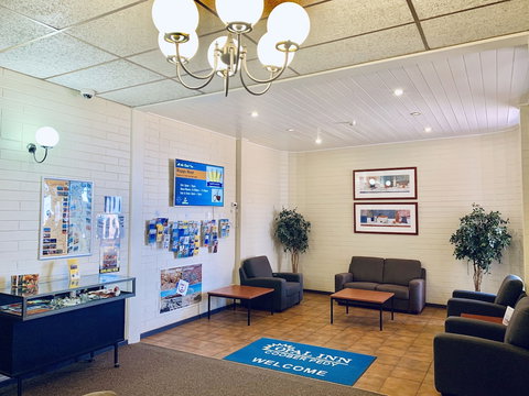 Opal Inn Hotel Motel - Sunshine Coast Tourism 3