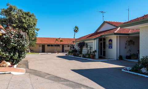 Hospitality Carnarvon, SureStay Collection By Best Western - Holiday Sunshine Coast 3