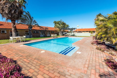 Hospitality Carnarvon, SureStay Collection By Best Western - Holiday Sunshine Coast 5