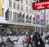 Causeway Inn On The Mall - Sunshine Coast Tourism