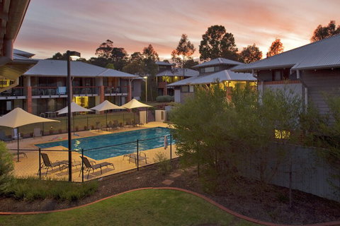 Margarets In Town Apartments - Holiday Sunshine Coast 6