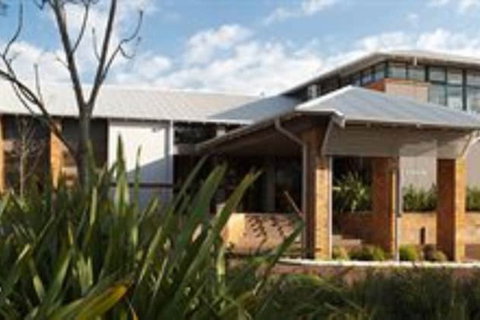 Margarets In Town Apartments - Holiday Sunshine Coast 2