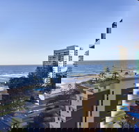 Surf Regency Apartments - Sunshine Coast Tourism