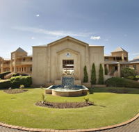 Abbey Beach Resort - Holiday Sunshine Coast