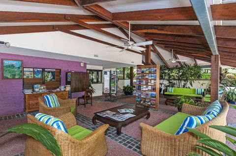 Freestyle Resort Port Douglas - Sunshine Coast Tourism 4