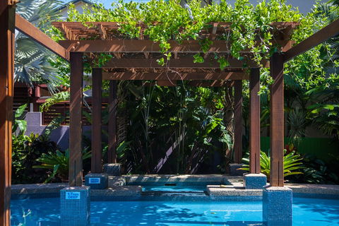 Freestyle Resort Port Douglas - Sunshine Coast Tourism 3