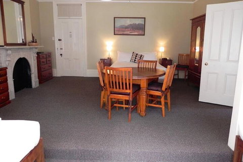 Moore Park Inn - Holiday Sunshine Coast 6