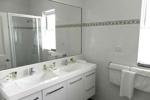 Moore Park Inn - Holiday Sunshine Coast 3