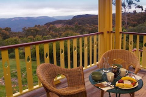 Moments Mountain Retreat - Holiday Sunshine Coast 0