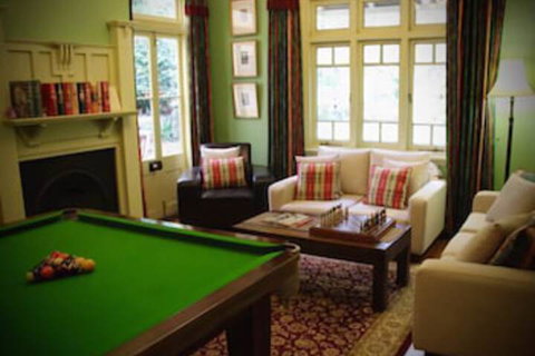 Moments Mountain Retreat - Holiday Sunshine Coast 1