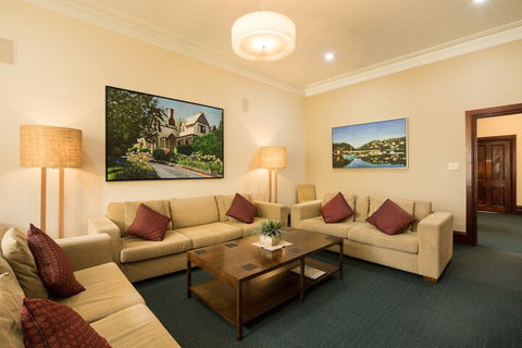 Franklin Manor - Sunshine Coast Tourism 3