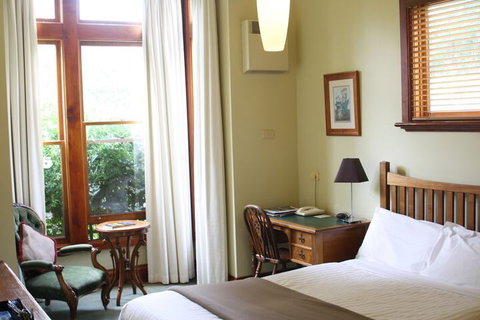 Franklin Manor - Sunshine Coast Tourism 7