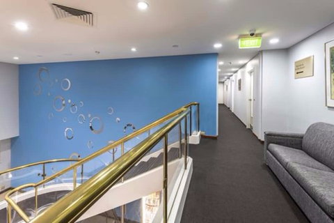 Quality Hotel Ambassador Perth - Holiday Sunshine Coast 2