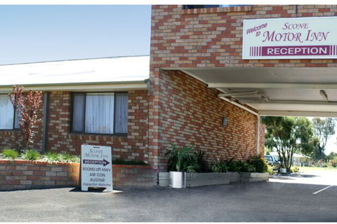 Scone Motor Inn - Holiday Sunshine Coast 2