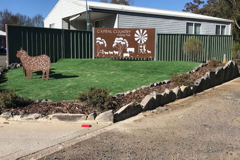 Capital Country Holiday Park - Holiday Sunshine Coast 4