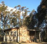 Wombat Valley Wild Country Cabins - Sunshine Coast Tourism