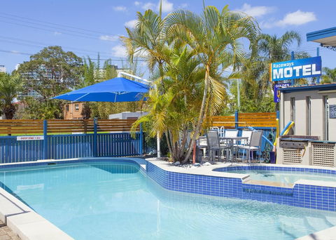 Raceways Motel - Sunshine Coast Tourism 2