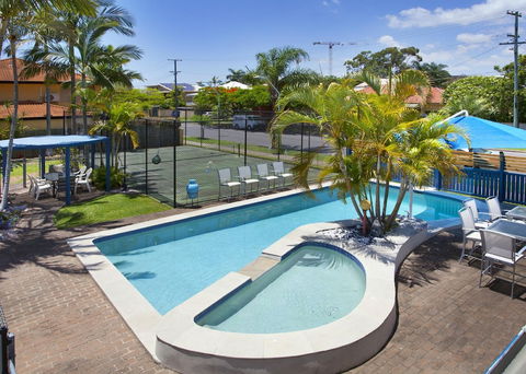 Raceways Motel - Sunshine Coast Tourism 4