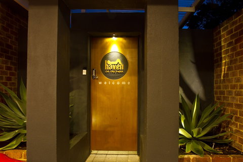 Haven On The Park - Sunshine Coast Tourism 2