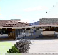 Top Of The Town Motel - Holiday Sunshine Coast