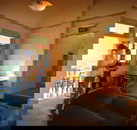 Hotel Victoria - Griffith - Holiday Sunshine Coast